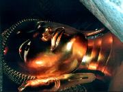 WatPo-Reclining Buddha Gesicht.jpg